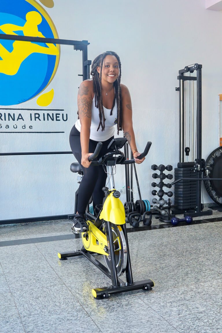 Corina 1 2 768x1152